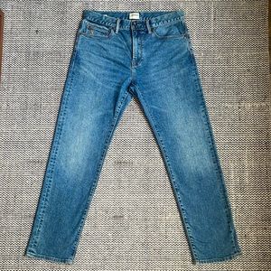 Todd Snyder - Straight Fit Stretch Jean in Mediut Indigo Wash